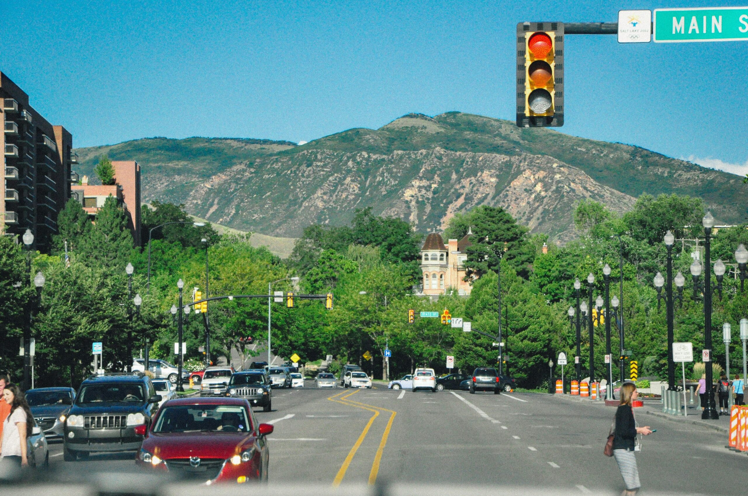 Brigham City TGDS zooey-li-bIUiLVcFSTw-unsplash-min